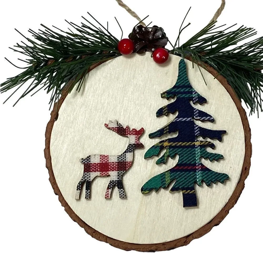 NWT Three Rustic Wooden Christmas Holiday Farmhouse Plaid Ornaments